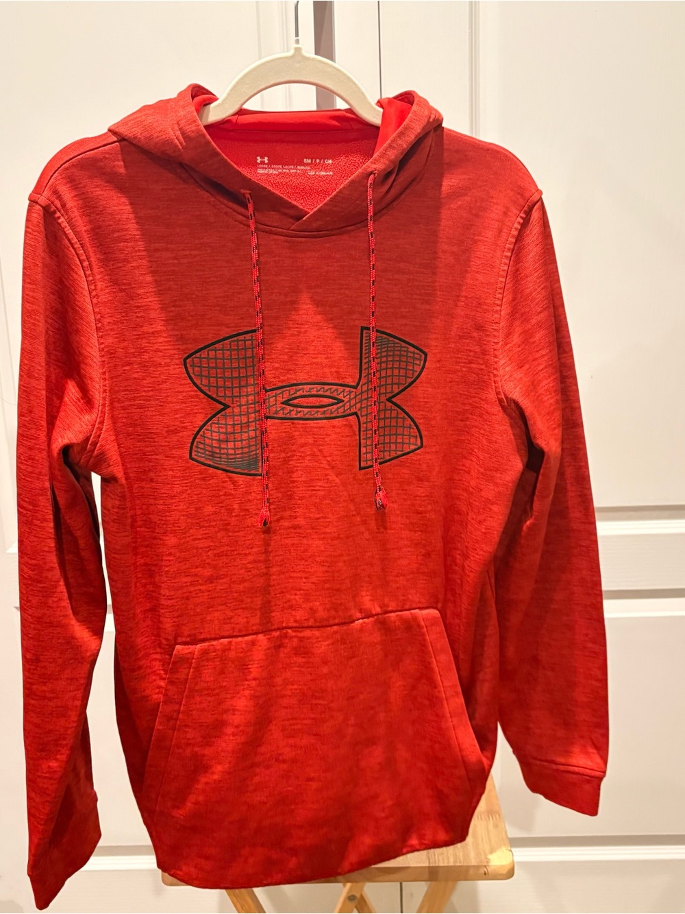 Under Armour Youth Small 7/8 Red Black Logo Loose Fit Pullover Hoodie
